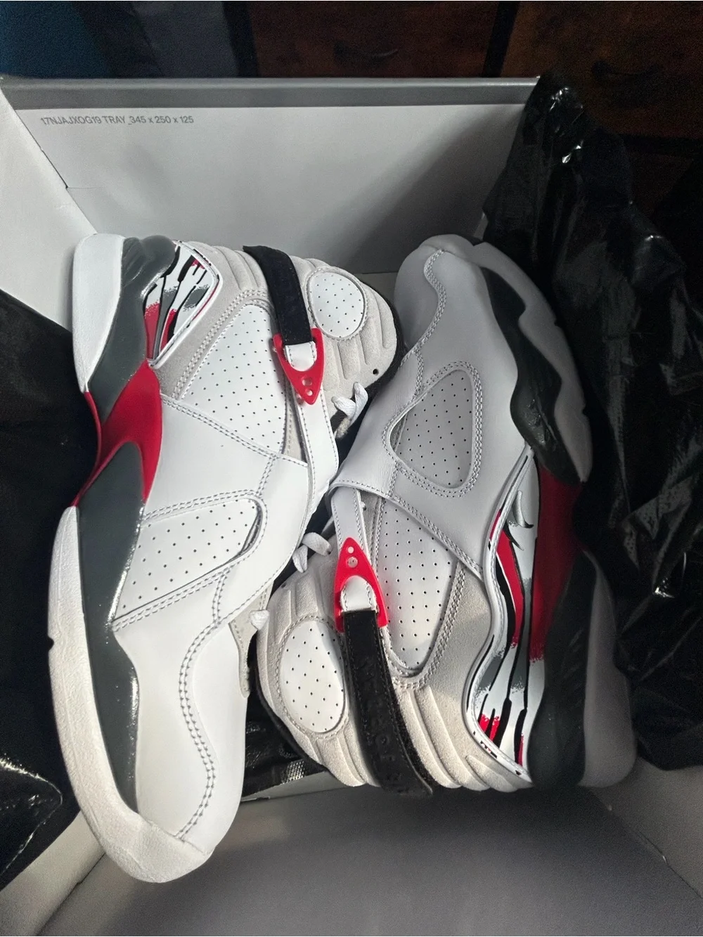 Jordan 8 Bugs Bunny 2025 size 10.5
